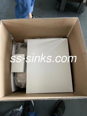 0.7 মিমি পালিশ আন্ডারমাউন্ট স্টেইনলেস স্টীল রান্নাঘর সিঙ্ক 60*43 সেমি