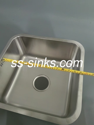 এপ্রন স্টেইনলেস স্টীল রান্নাঘর একক বাটি সিঙ্ক বর্গাকার আকৃতি এবং জারা প্রতিরোধী ড্রেনার