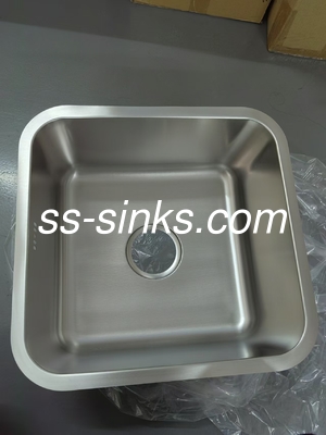 এপ্রন স্টেইনলেস স্টীল রান্নাঘর একক বাটি সিঙ্ক বর্গাকার আকৃতি এবং জারা প্রতিরোধী ড্রেনার