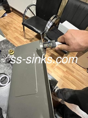 780*430mm ইত্যাদি আধুনিক নির্মাণ আয়তক্ষেত্রাকার রান্নাঘর সিঙ্ক স্টেইনলেস